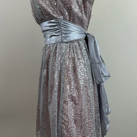 EUC Deb Women’s Sequin Dance Dress - Picture 7 of 8